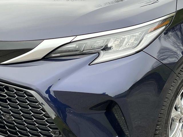 2022 Toyota Sienna XSE 7 Passenger