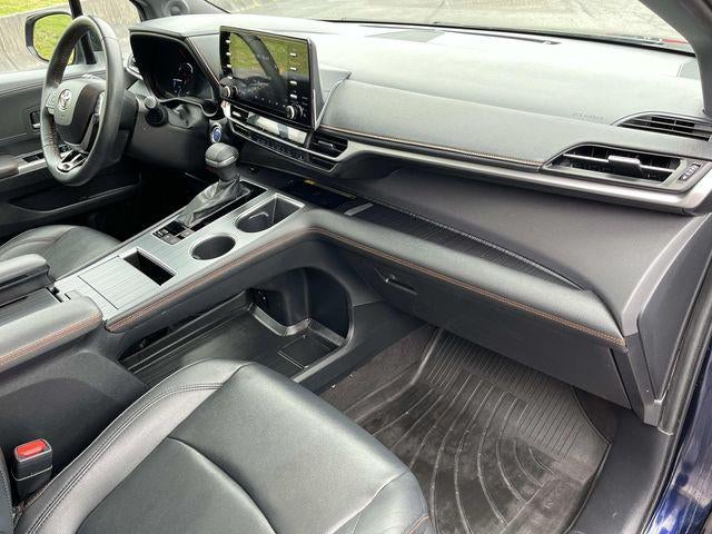 2022 Toyota Sienna XSE 7 Passenger