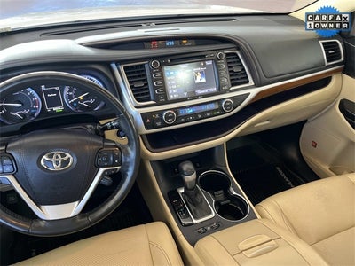 2019 Toyota Highlander Limited Platinum
