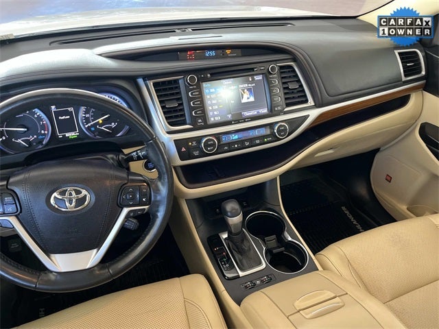 2019 Toyota Highlander Limited Platinum