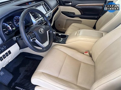 2019 Toyota Highlander Limited Platinum