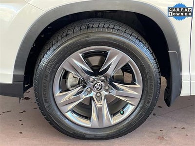 2019 Toyota Highlander Limited Platinum
