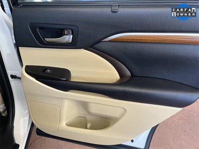 2019 Toyota Highlander Limited Platinum