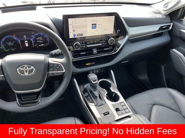 2026 Toyota Highlander Hybrid Platinum