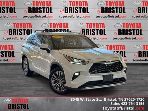2022 Toyota Highlander Hybrid Platinum