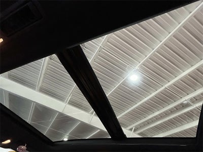 2022 Toyota Highlander Hybrid Platinum