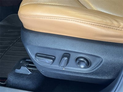 2022 Toyota Highlander Hybrid Platinum