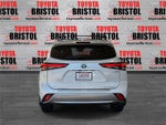 2022 Toyota Highlander Hybrid Platinum