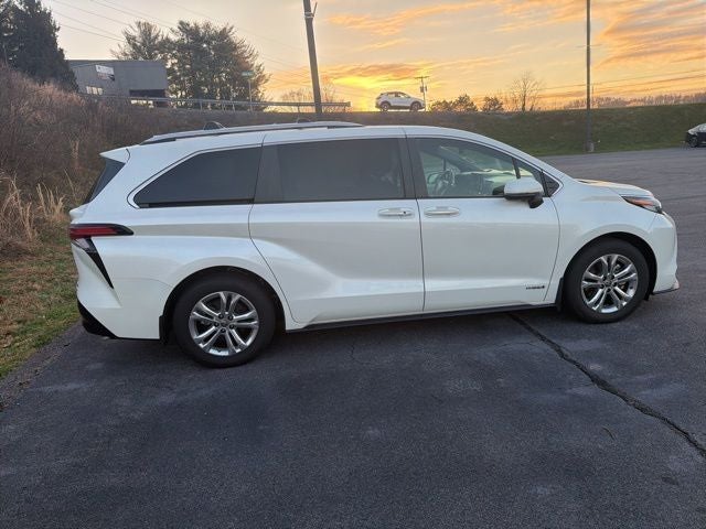 2021 Toyota Sienna Platinum 7 Passenger
