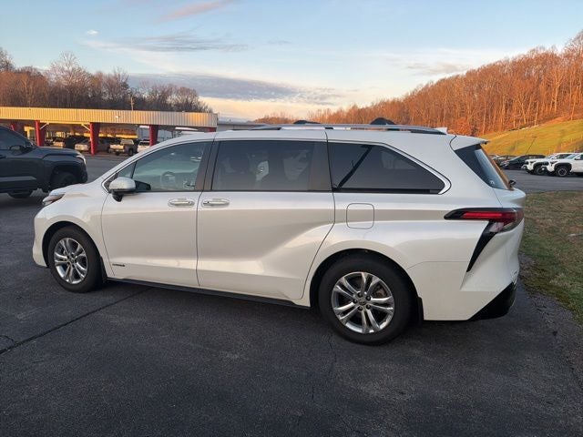 2021 Toyota Sienna Platinum 7 Passenger