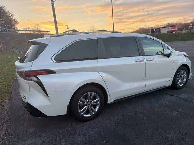 2021 Toyota Sienna Platinum 7 Passenger