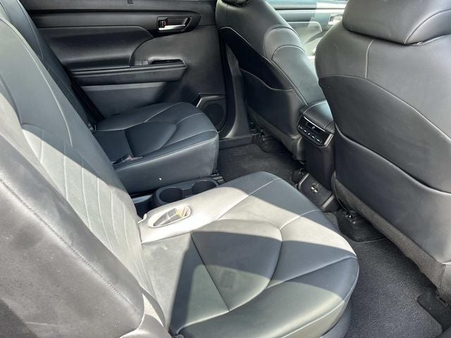 2020 Toyota Highlander Hybrid XLE