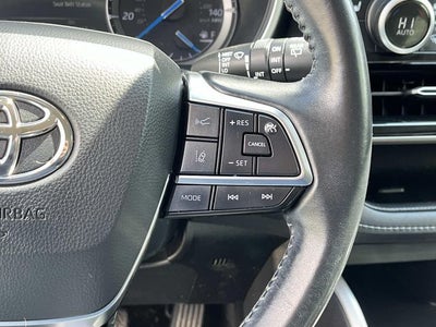 2020 Toyota Highlander Hybrid XLE