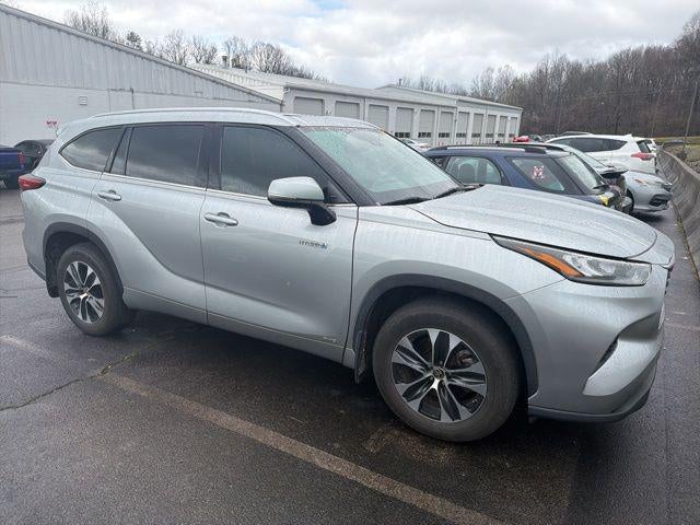 2020 Toyota Highlander Hybrid XLE