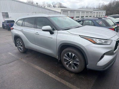 2020 Toyota Highlander Hybrid XLE