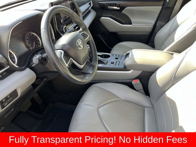2023 Toyota Highlander XLE