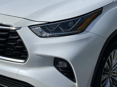 2023 Toyota Highlander Platinum
