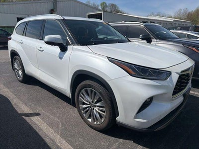 2023 Toyota Highlander Platinum