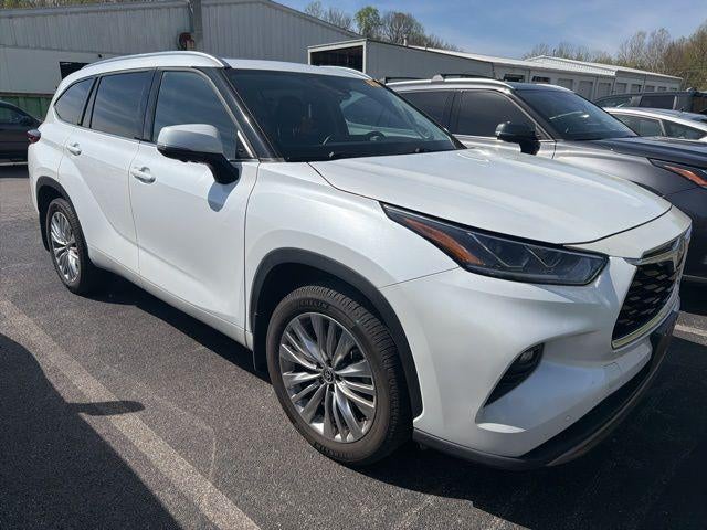 2023 Toyota Highlander Platinum