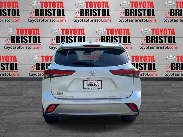 2023 Toyota Highlander Platinum