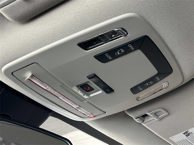 2022 Toyota Sienna LE 8 Passenger