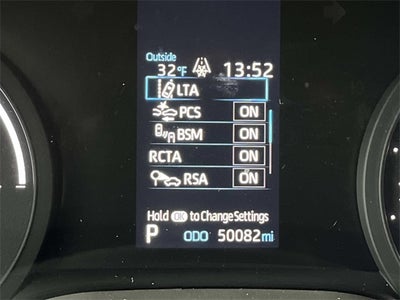 2022 Toyota Sienna LE 8 Passenger