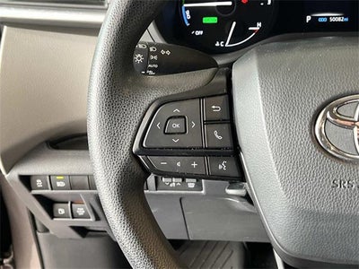 2022 Toyota Sienna LE 8 Passenger