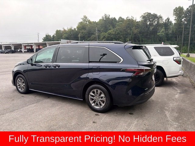 2026 Toyota Sienna LE 8 Passenger
