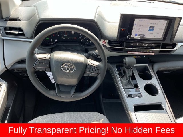2026 Toyota Sienna LE 8 Passenger