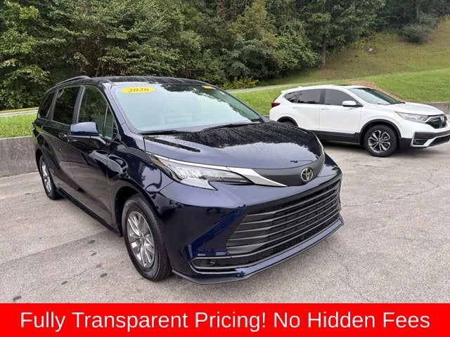2026 Toyota Sienna LE 8 Passenger