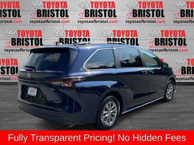 2026 Toyota Sienna LE 8 Passenger