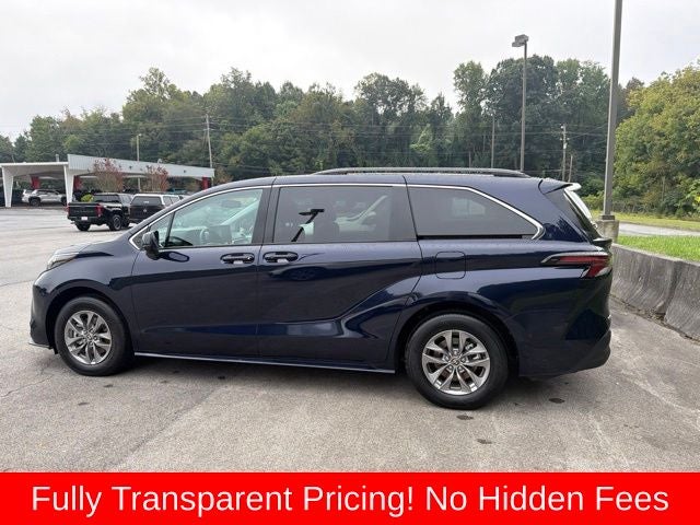 2026 Toyota Sienna LE 8 Passenger