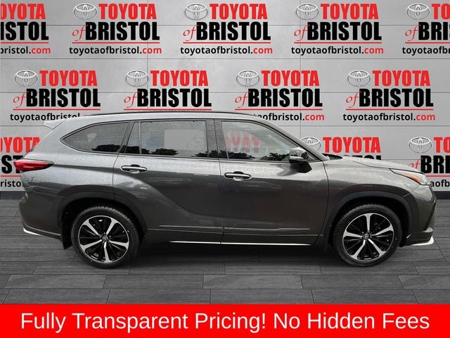 2022 Toyota Highlander XSE