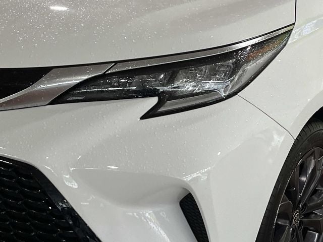 2022 Toyota Sienna XSE 7 Passenger