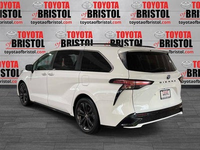 2022 Toyota Sienna XSE 7 Passenger