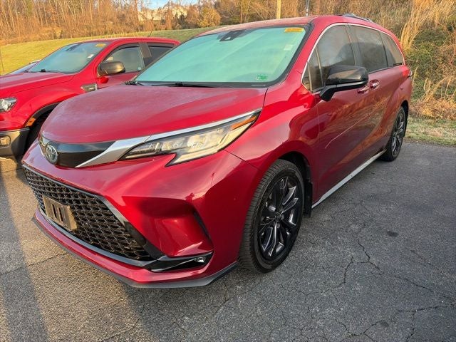 2023 Toyota Sienna XSE