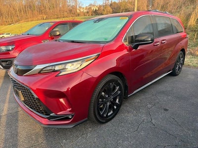 2023 Toyota Sienna XSE