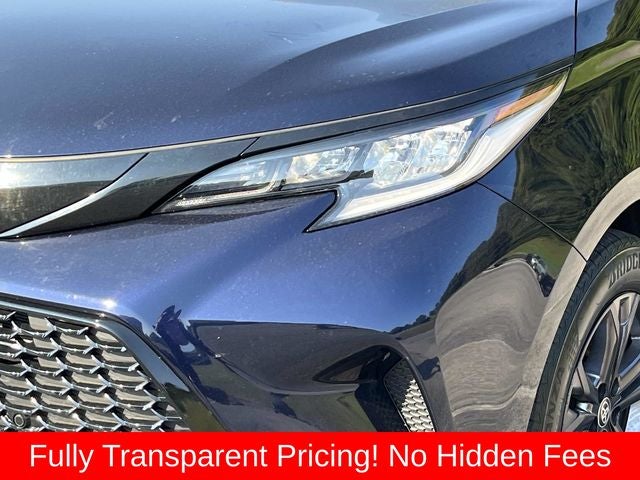 2025 Toyota Sienna XSE 7 Passenger