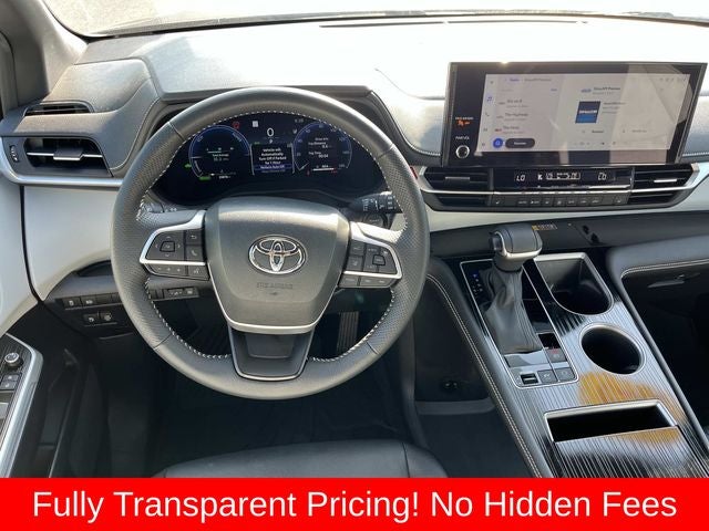 2025 Toyota Sienna XSE 7 Passenger