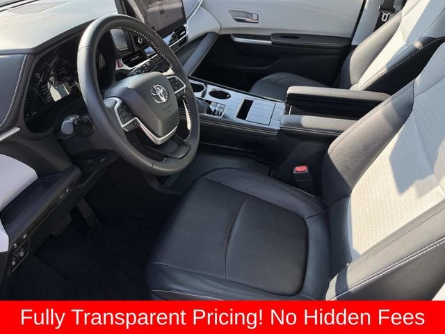 2025 Toyota Sienna XSE 7 Passenger