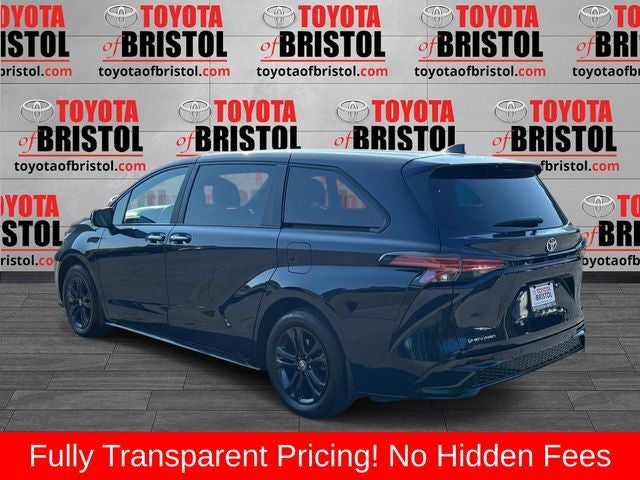 2025 Toyota Sienna XSE 7 Passenger