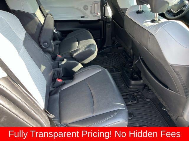 2025 Toyota Sienna XSE 7 Passenger