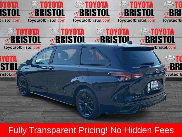 2025 Toyota Sienna XSE 7 Passenger