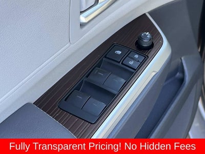 2022 Toyota Sienna XLE 8 Passenger
