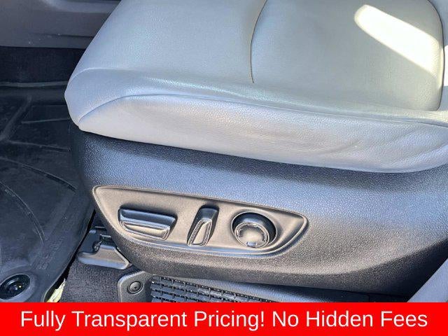 2022 Toyota Sienna XLE 8 Passenger