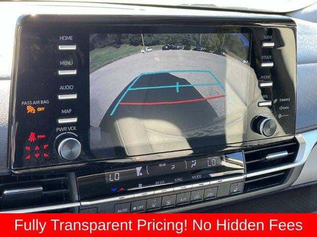 2022 Toyota Sienna XLE 8 Passenger