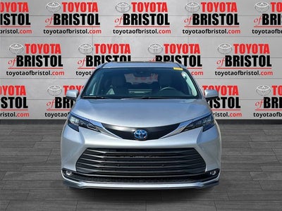 2025 Toyota Sienna XLE