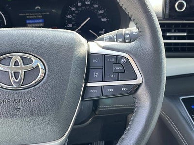 2025 Toyota Sienna XLE