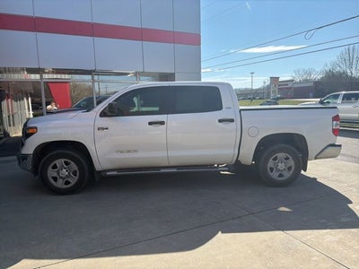 2018 Toyota Tundra SR5