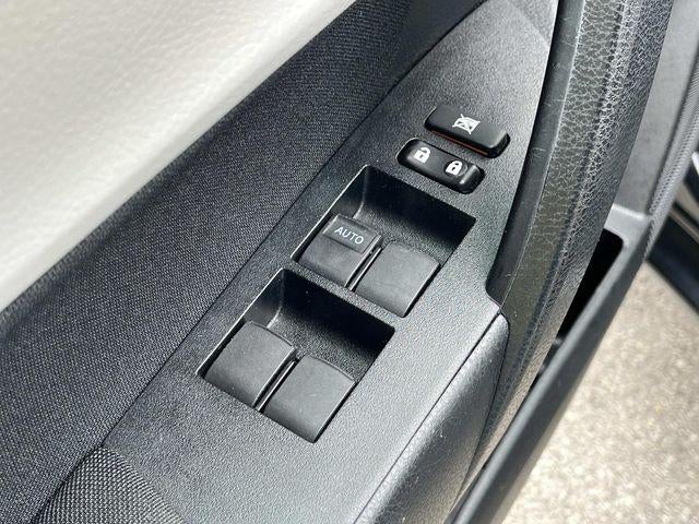 2016 Toyota Corolla LE Plus